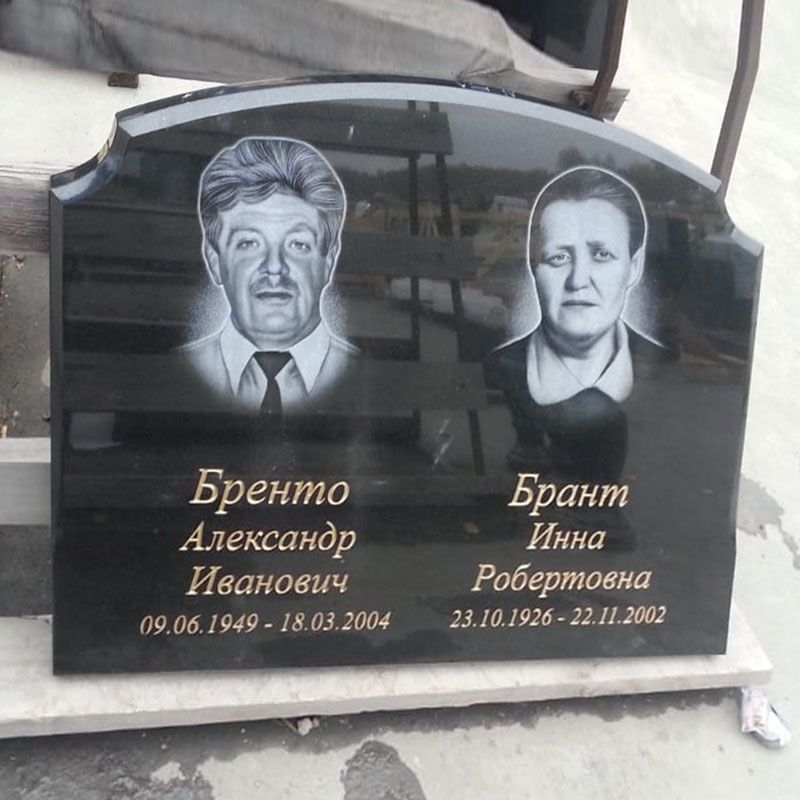 Памятник №051 из черного гранита — фото 2
